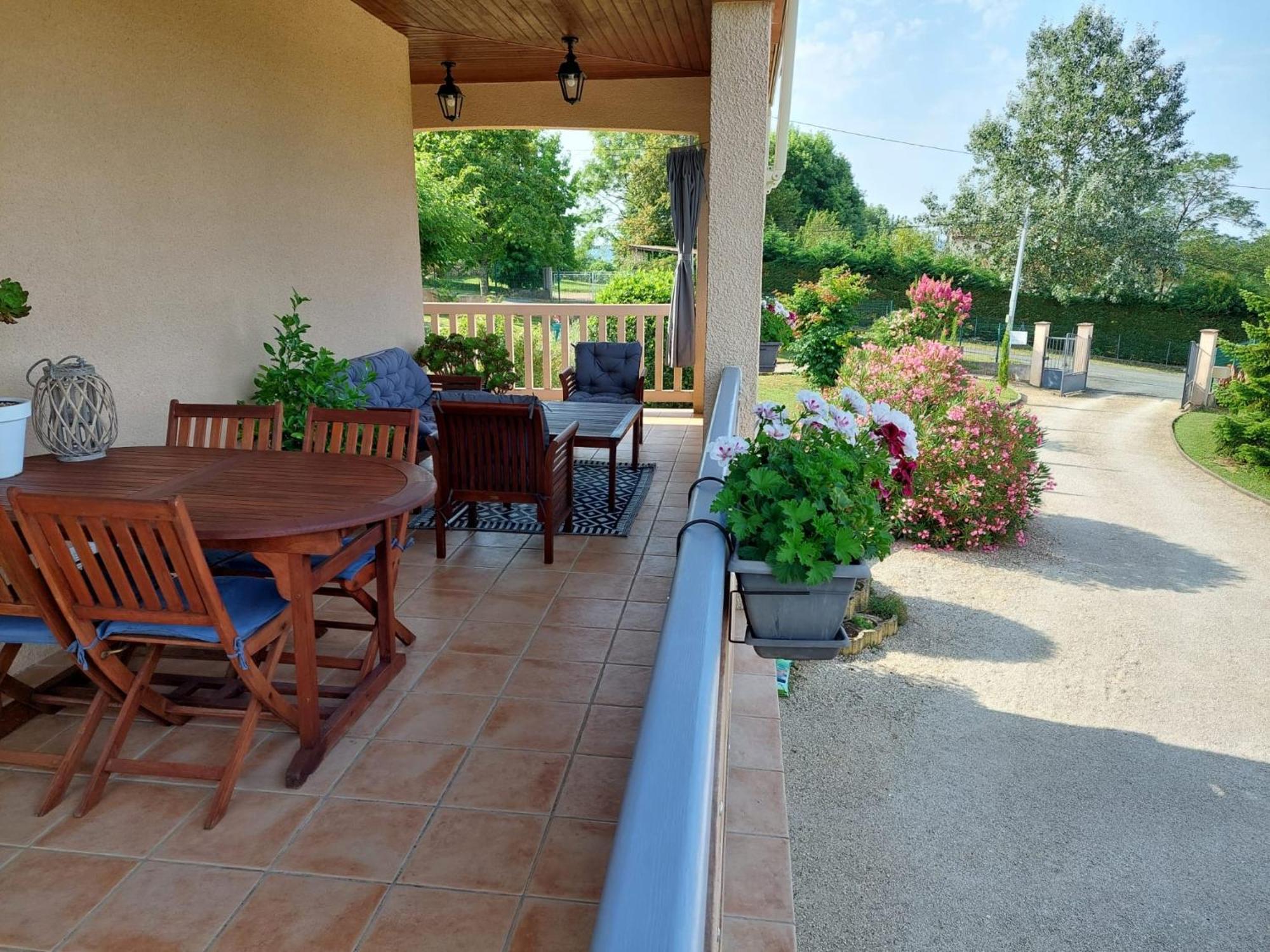 Aux Trois Muriers Villeneuve-sur-Lot Eksteriør bilde